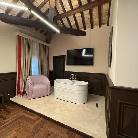 Palazzo Gambirasi Luxury 4*