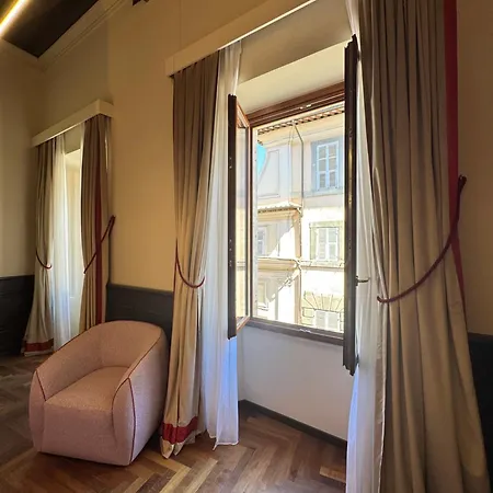 Penzion Palazzo Gambirasi Luxury Řím