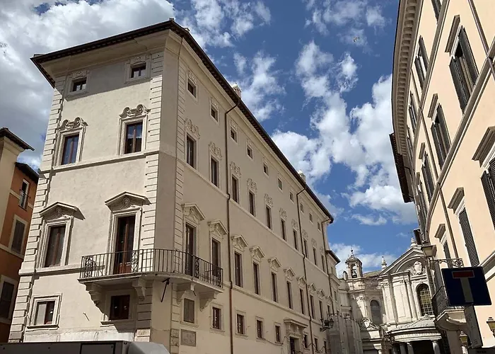 Palazzo Gambirasi Luxury Konukevi
