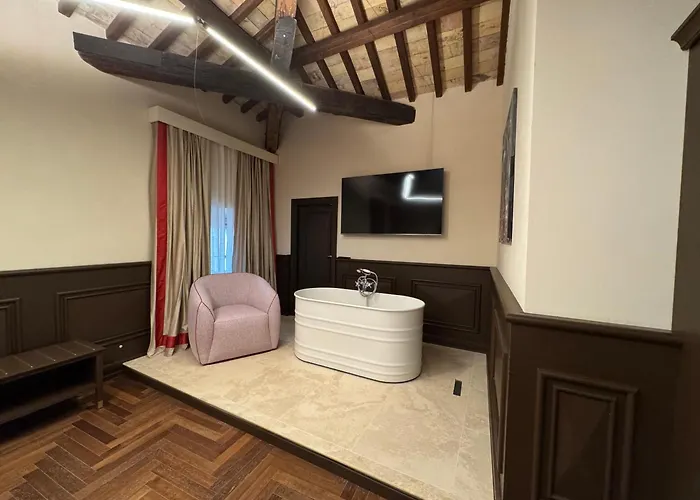 Palazzo Gambirasi Luxury 4*