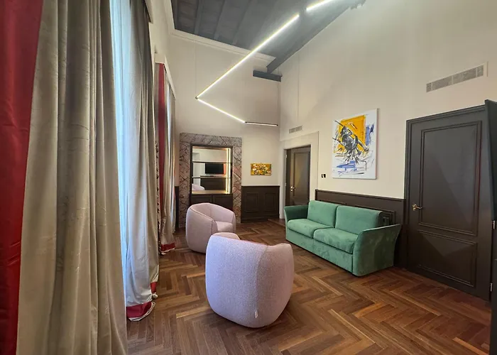 Palazzo Gambirasi Luxury Konukevi Roma